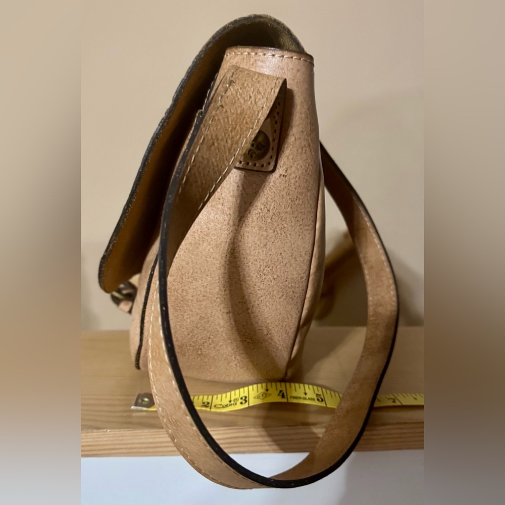 Patricia Nash Natural Tooled Rosolini Leather Saddle Bag-NEW - Picture 6 of 16